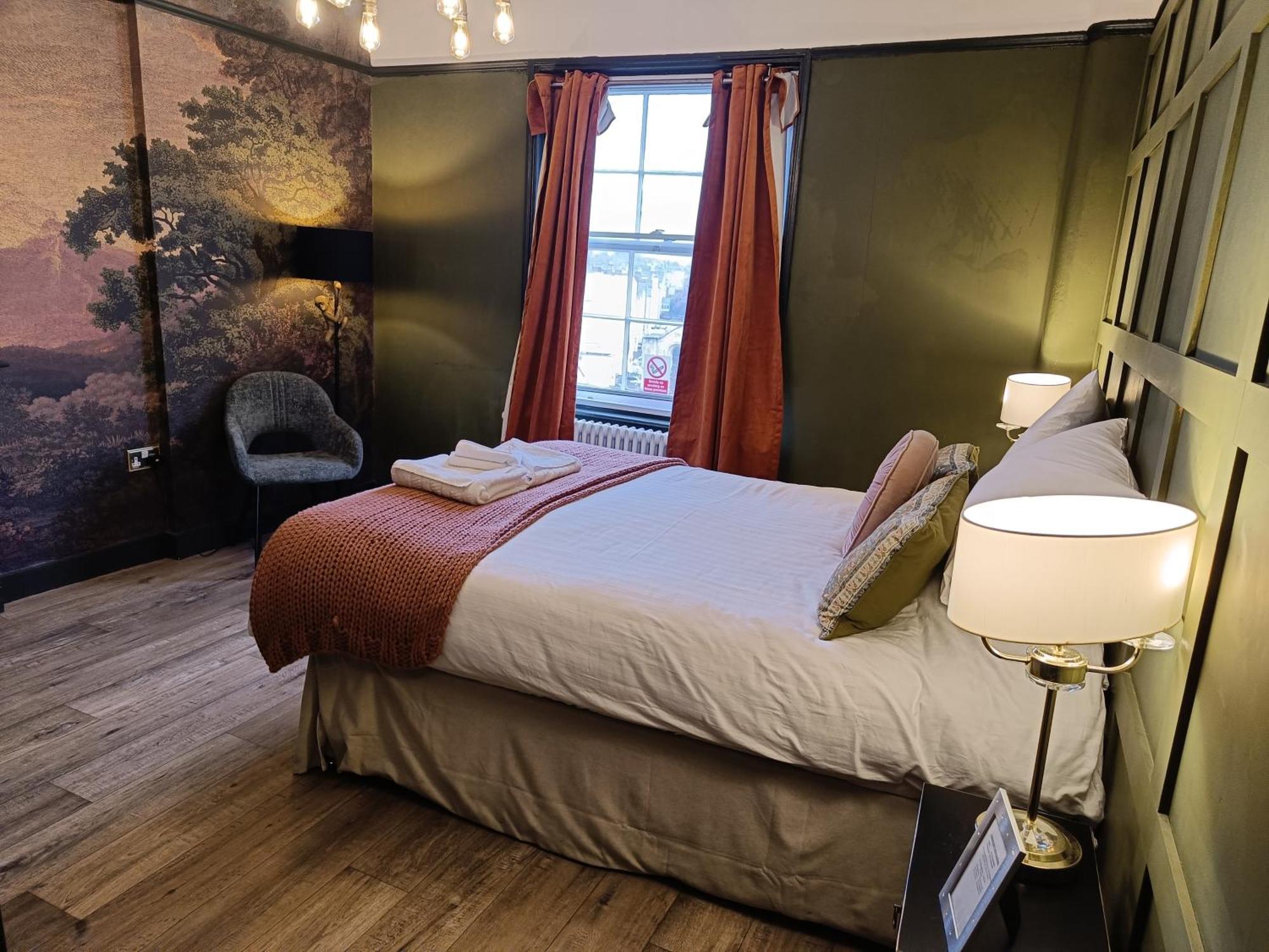 Rooms On The Prom Cheltenham Bagian luar foto